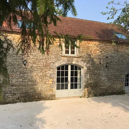 La Maison Du Roustigou בית נופש *